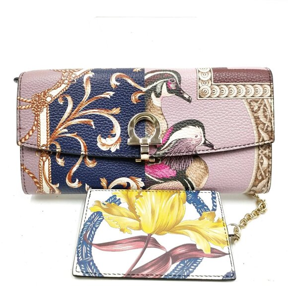 Authentic Salvatore Ferragamo Pink PVC Wallet mn208-113025 - Picture 1 of 9